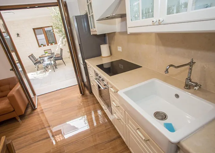 Camellia Tatil Evi *